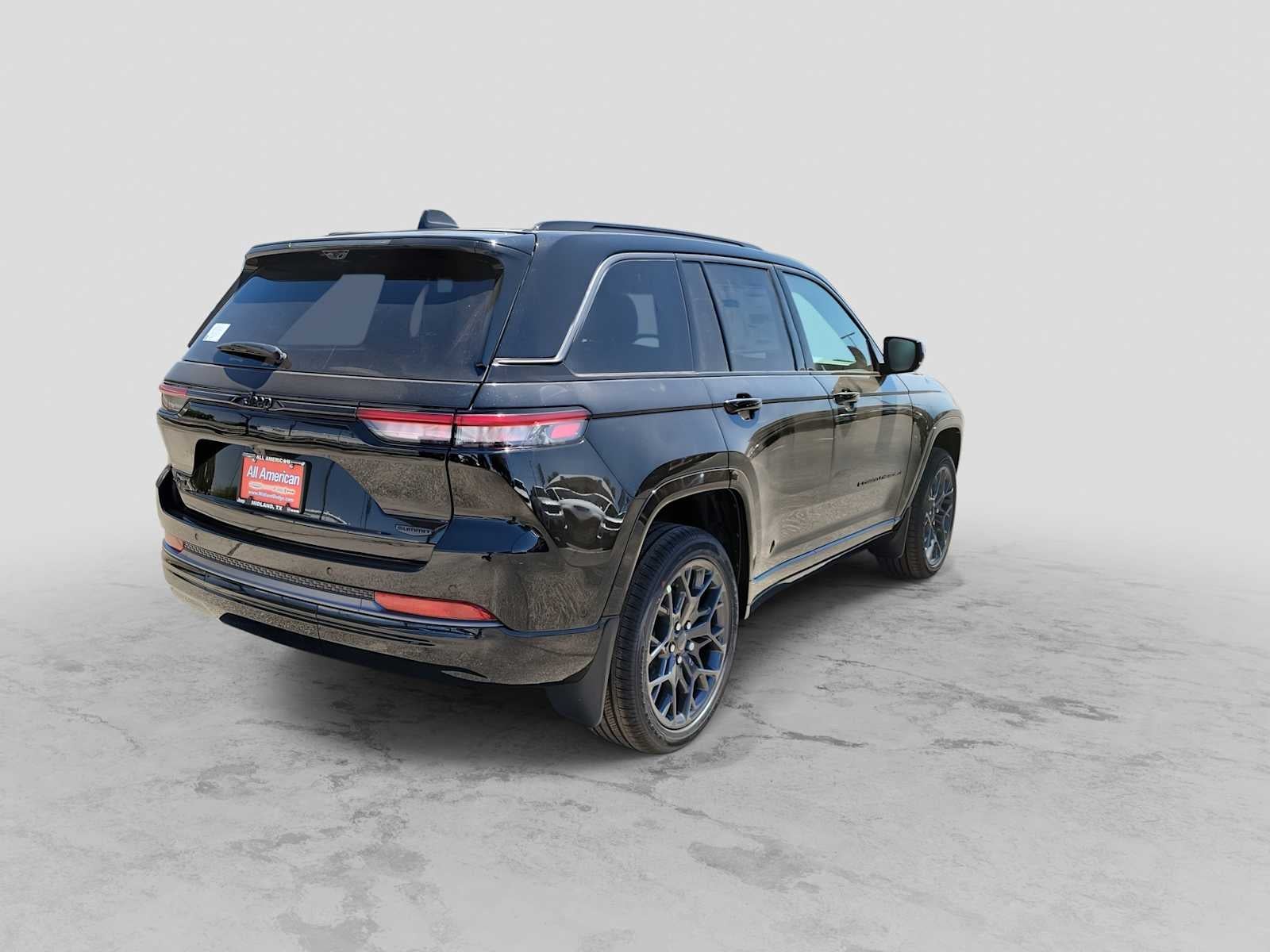 2026 Jeep Grand Cherokee Summit