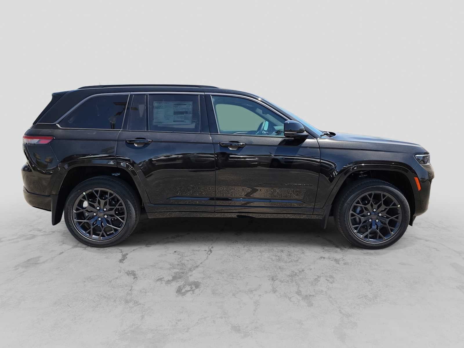 2026 Jeep Grand Cherokee Summit