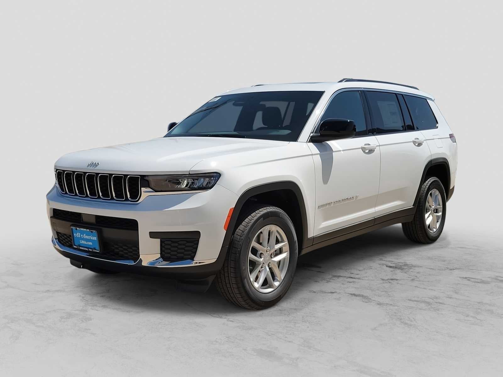 2026 Jeep Grand Cherokee L GRAND CHEROKEE L LAREDO X 4X2