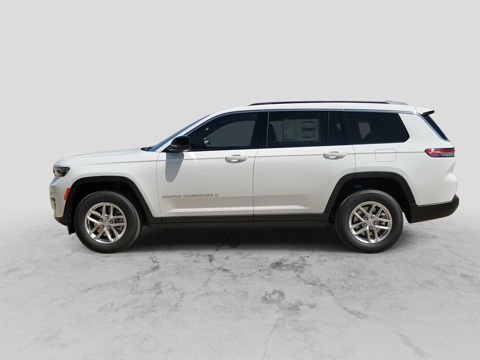 2026 Jeep Grand Cherokee L GRAND CHEROKEE L LAREDO X 4X2