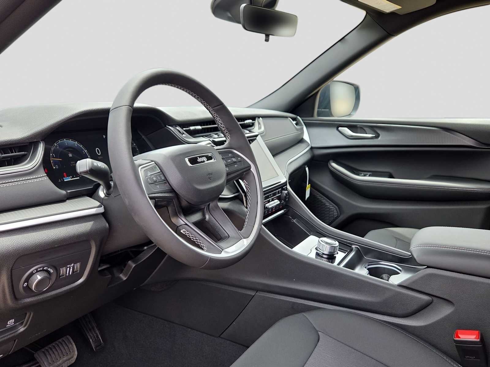 2026 Jeep Grand Cherokee L GRAND CHEROKEE L LAREDO X 4X2