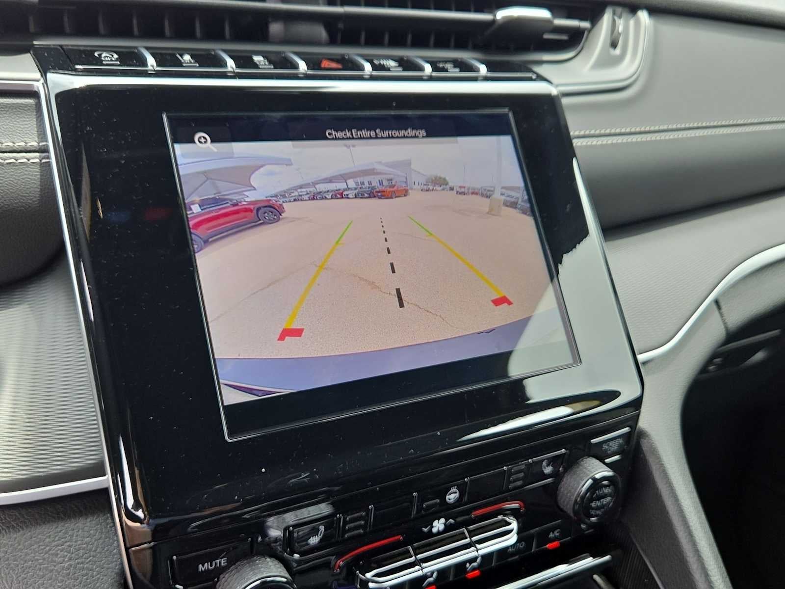 2026 Jeep Grand Cherokee L GRAND CHEROKEE L LAREDO X 4X2