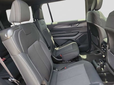 2026 Jeep Grand Cherokee L GRAND CHEROKEE L LAREDO X 4X2
