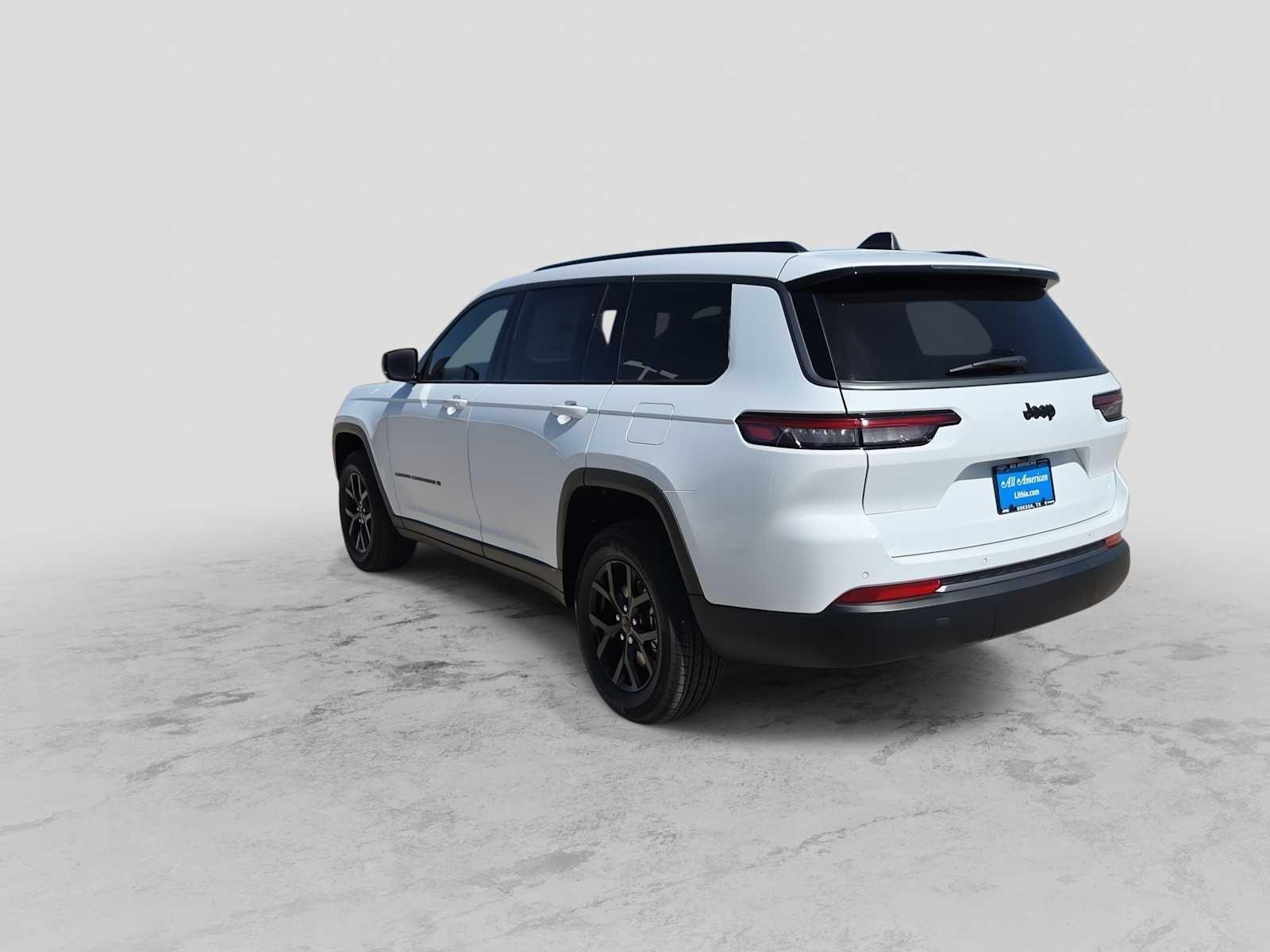 2026 Jeep Grand Cherokee L GRAND CHEROKEE L LAREDO ALTITUDE 4X2