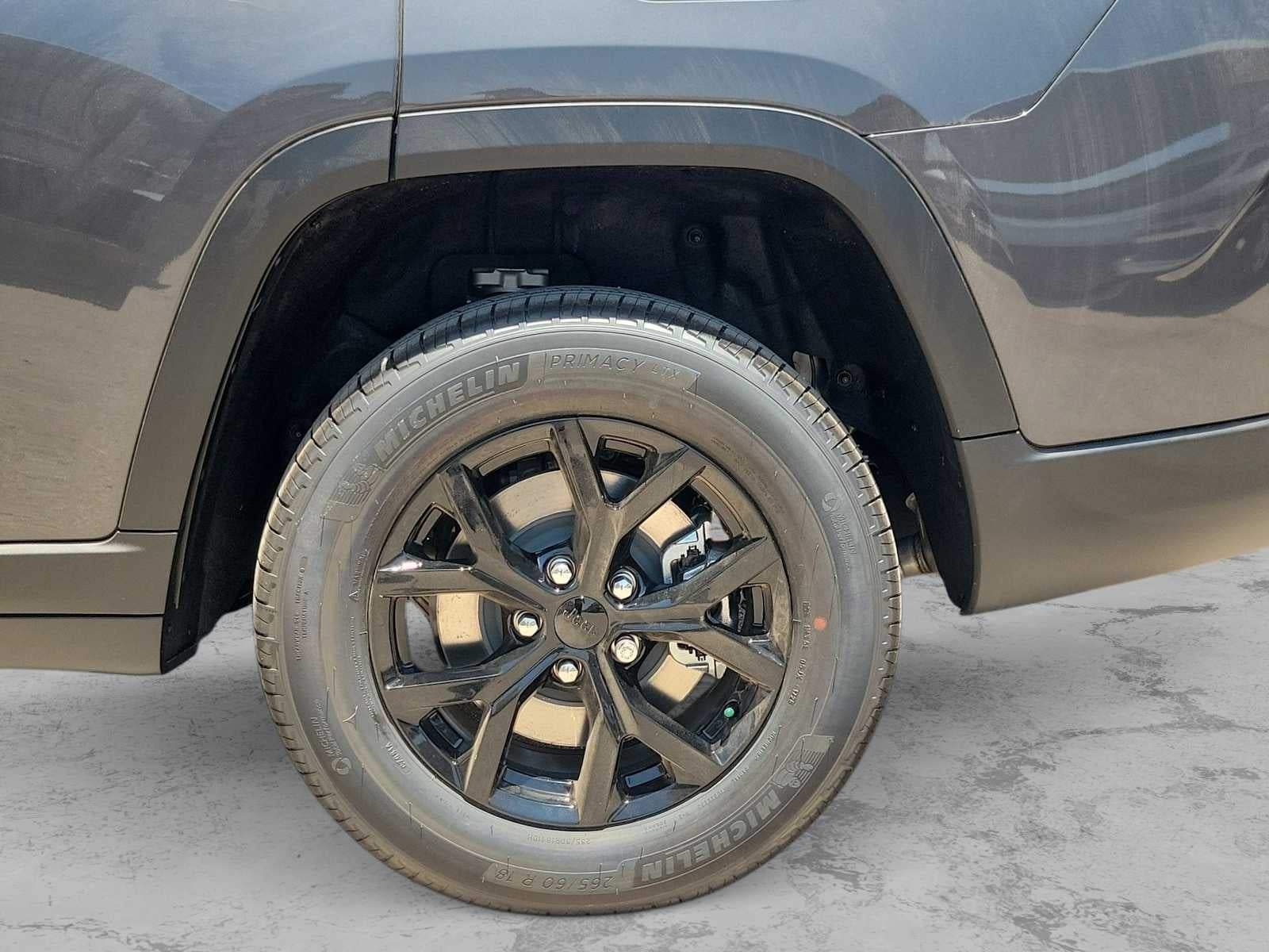 2026 Jeep Grand Cherokee L GRAND CHEROKEE L LAREDO ALTITUDE 4X2