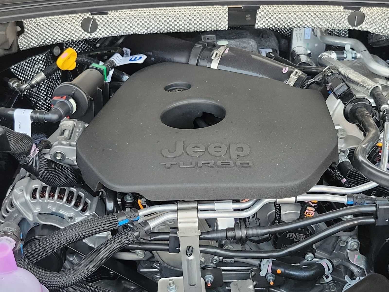 2026 Jeep Grand Cherokee L GRAND CHEROKEE L LAREDO ALTITUDE 4X2
