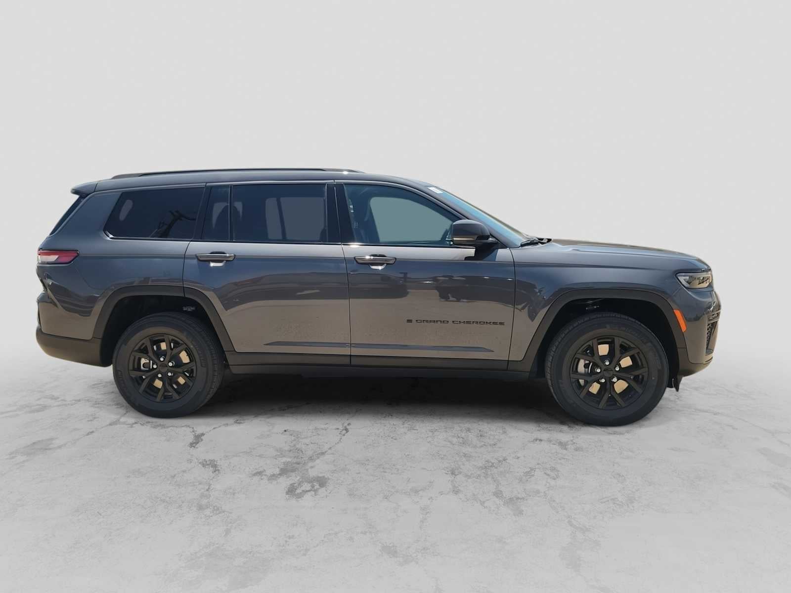 2026 Jeep Grand Cherokee L GRAND CHEROKEE L LAREDO ALTITUDE 4X2