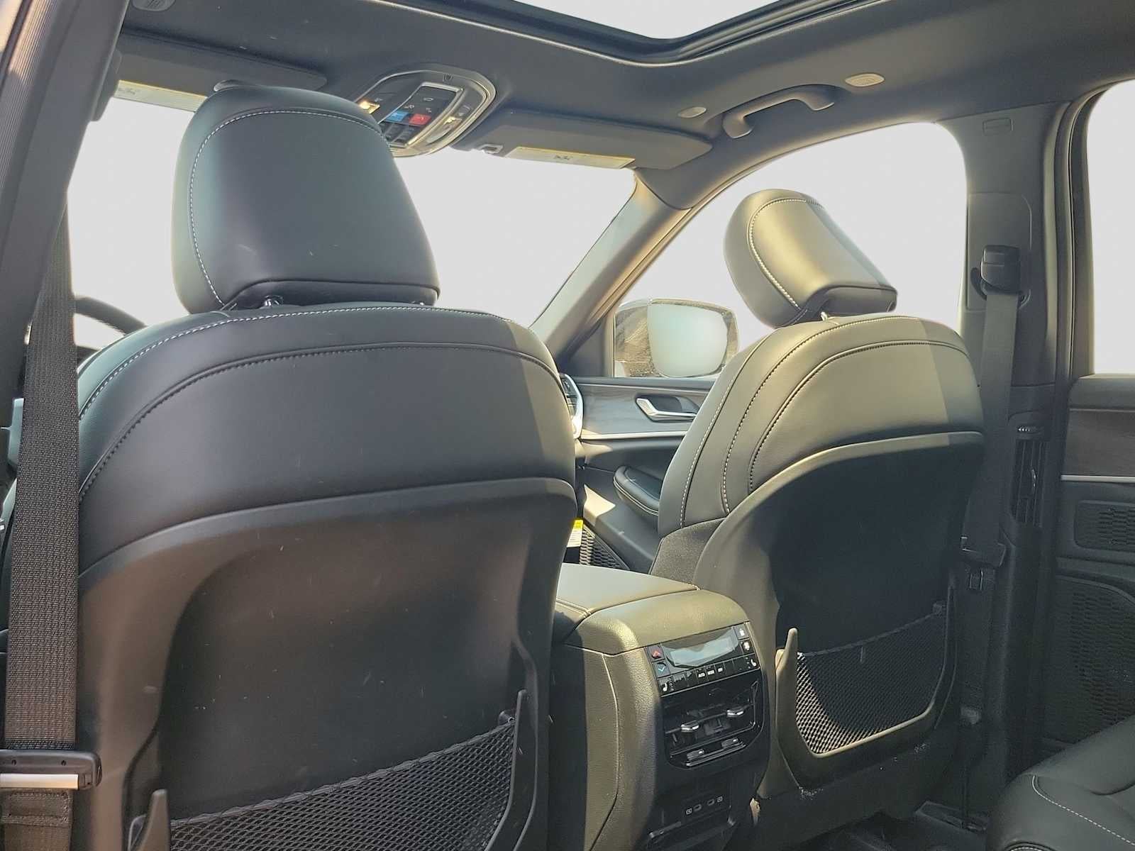 2026 Jeep Grand Cherokee L GRAND CHEROKEE L LIMITED 4X2