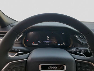 2025 Jeep Grand Cherokee L GRAND CHEROKEE L LAREDO 4X4