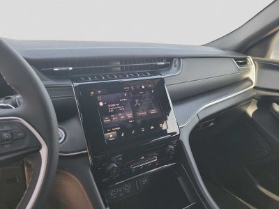 2025 Jeep Grand Cherokee L GRAND CHEROKEE L LAREDO 4X4