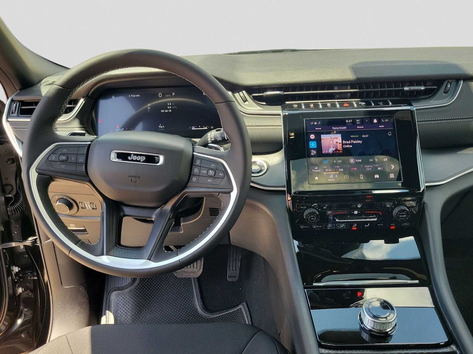 2026 Jeep Grand Cherokee L GRAND CHEROKEE L LAREDO X 4X4
