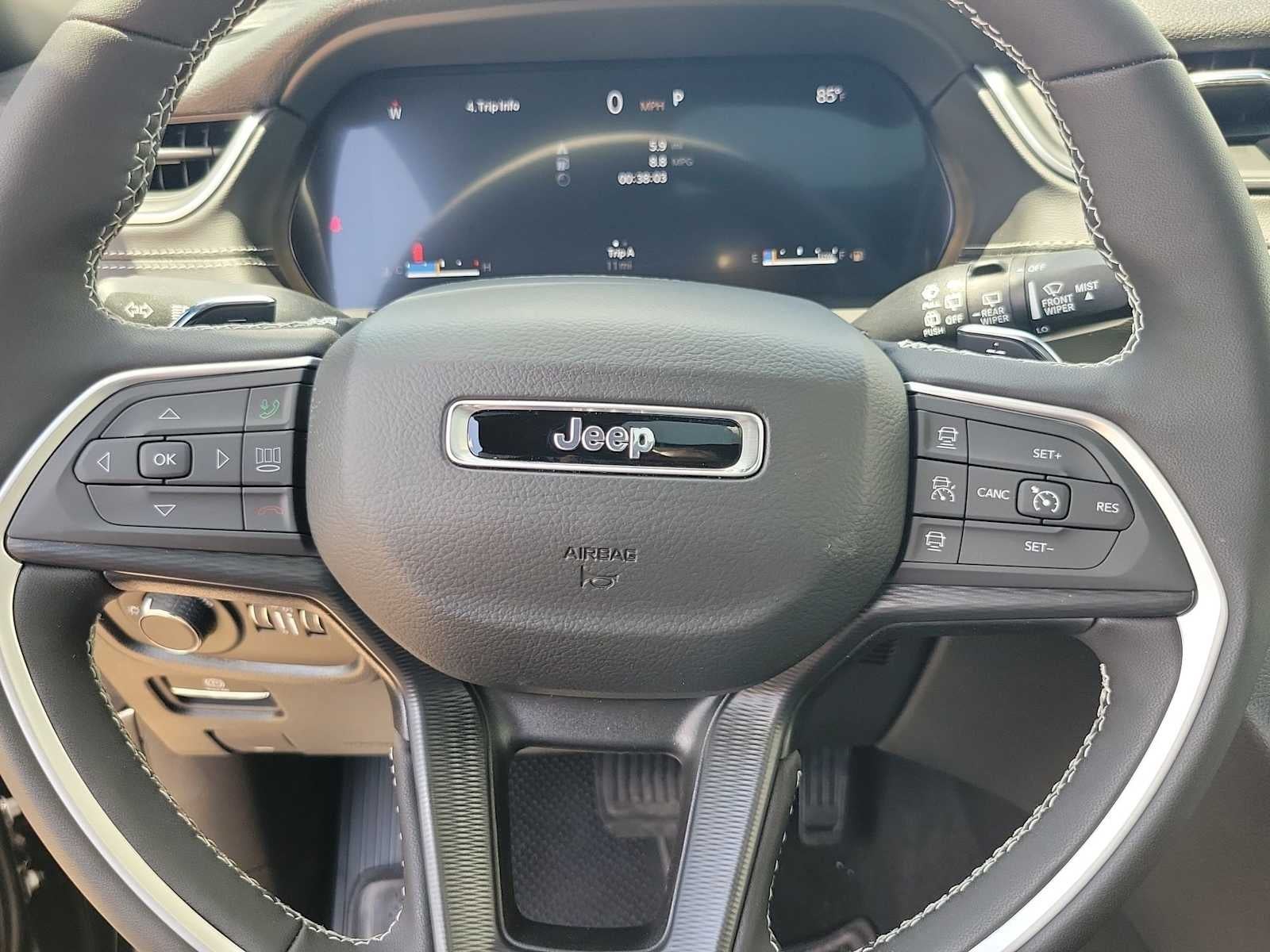 2026 Jeep Grand Cherokee L GRAND CHEROKEE L LAREDO X 4X4