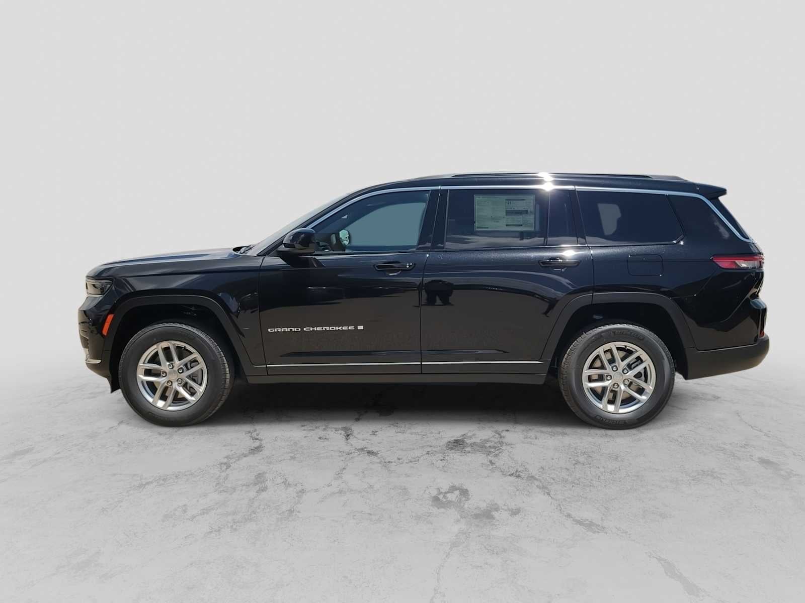 2026 Jeep Grand Cherokee L GRAND CHEROKEE L LAREDO X 4X4