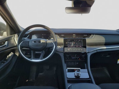 2026 Jeep Grand Cherokee GRAND CHEROKEE L LAREDO X 4X4