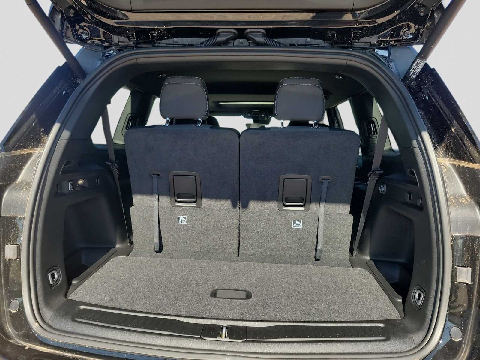 2026 Jeep Grand Cherokee GRAND CHEROKEE L LAREDO X 4X4