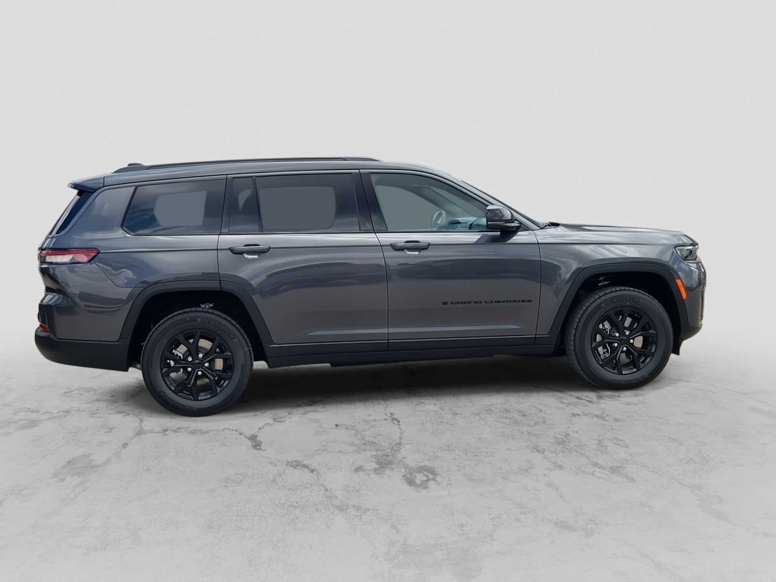 2026 Jeep Grand Cherokee L GRAND CHEROKEE L LAREDO ALTITUDE 4X4