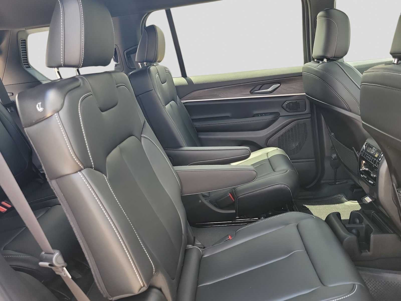 2026 Jeep Grand Cherokee L GRAND CHEROKEE L LIMITED 4X4