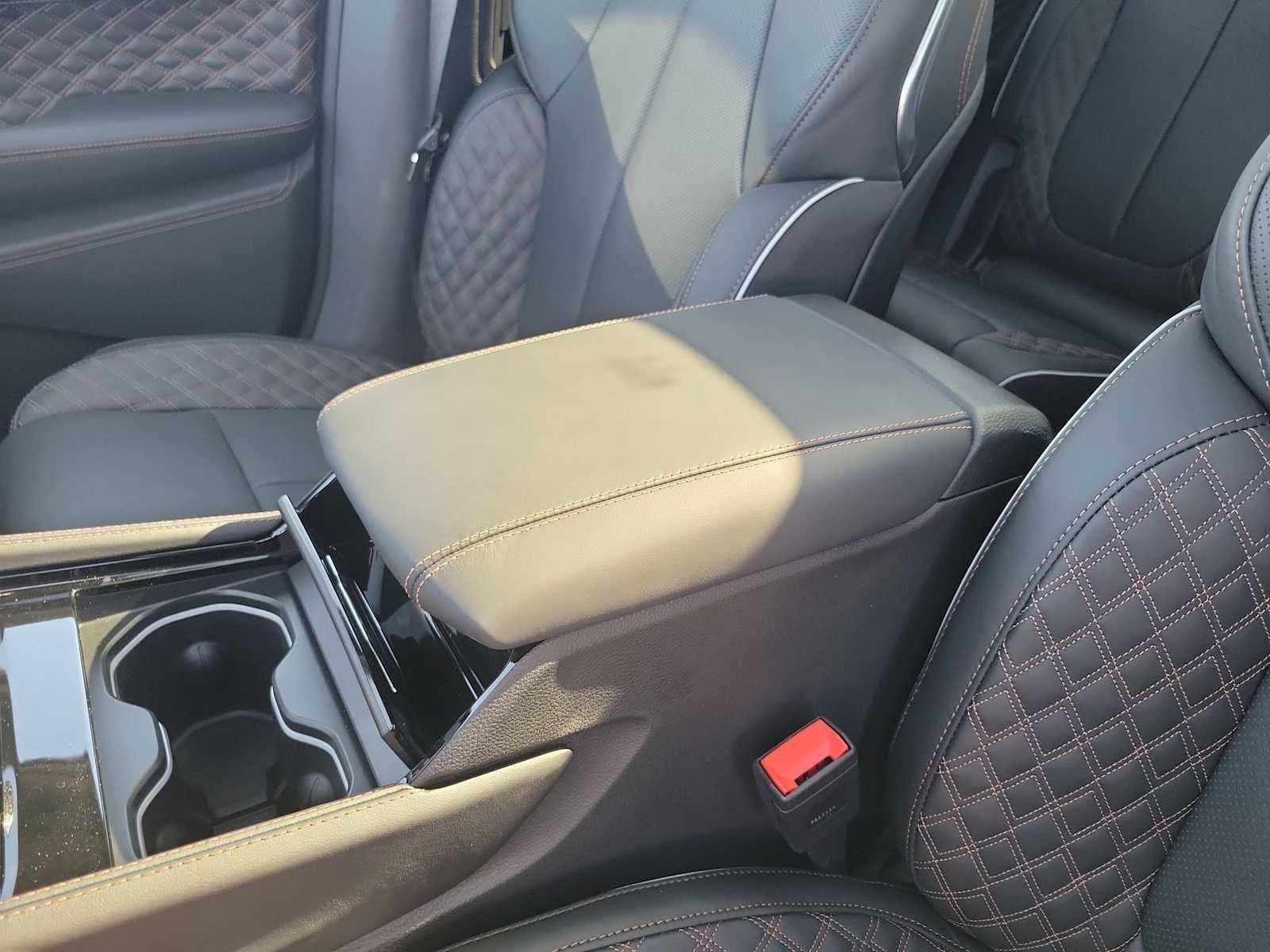 2026 Jeep Grand Cherokee GRAND CHEROKEE L SUMMIT 4X4