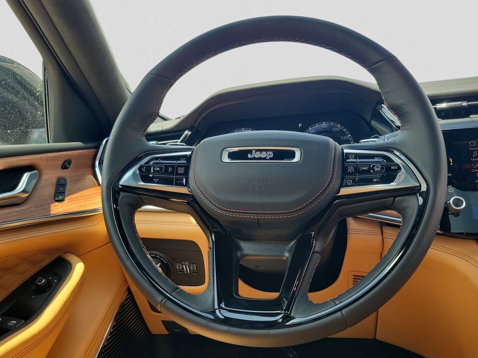 2026 Jeep Grand Cherokee L GRAND CHEROKEE L SUMMIT 4X4
