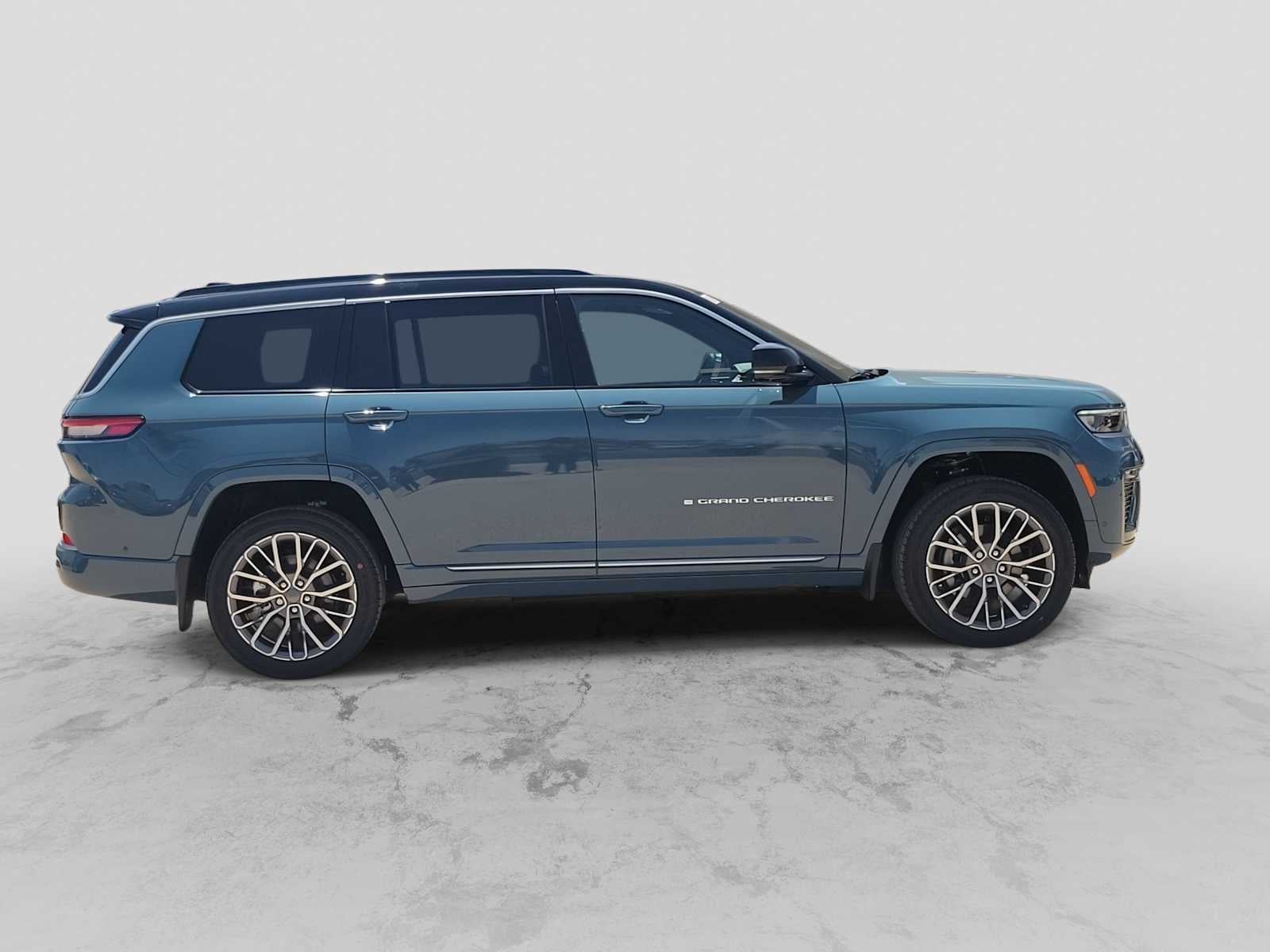 2026 Jeep Grand Cherokee L GRAND CHEROKEE L SUMMIT 4X4