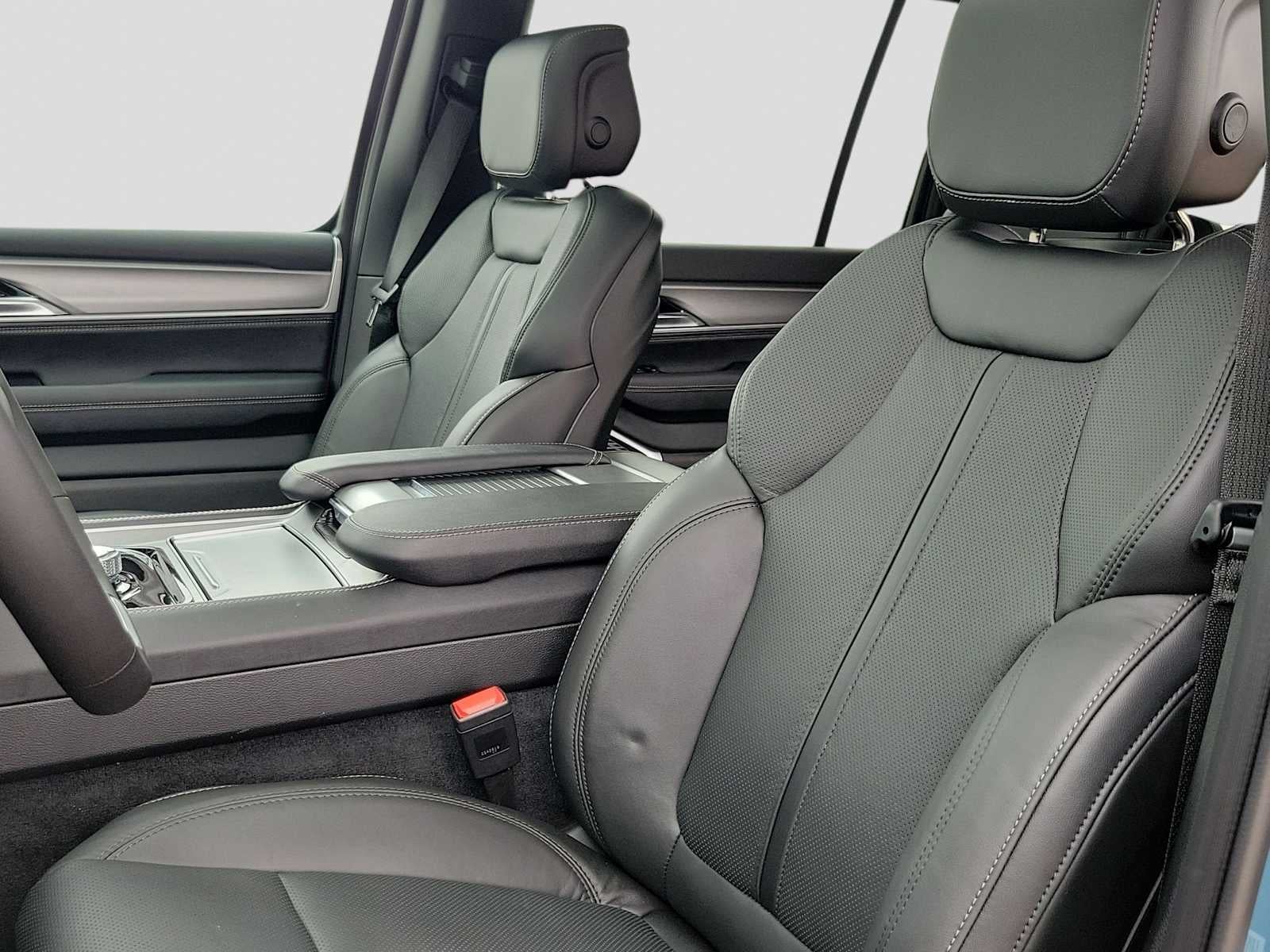 2026 Jeep Grand Wagoneer GRAND WAGONEER 4X2