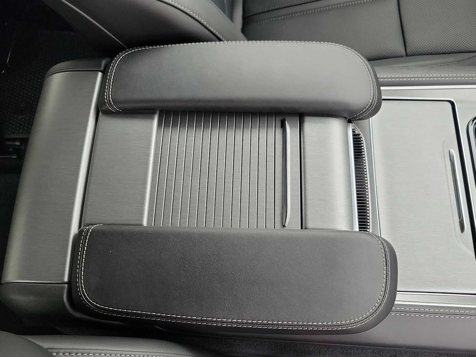 2026 Jeep Grand Wagoneer GRAND WAGONEER 4X2