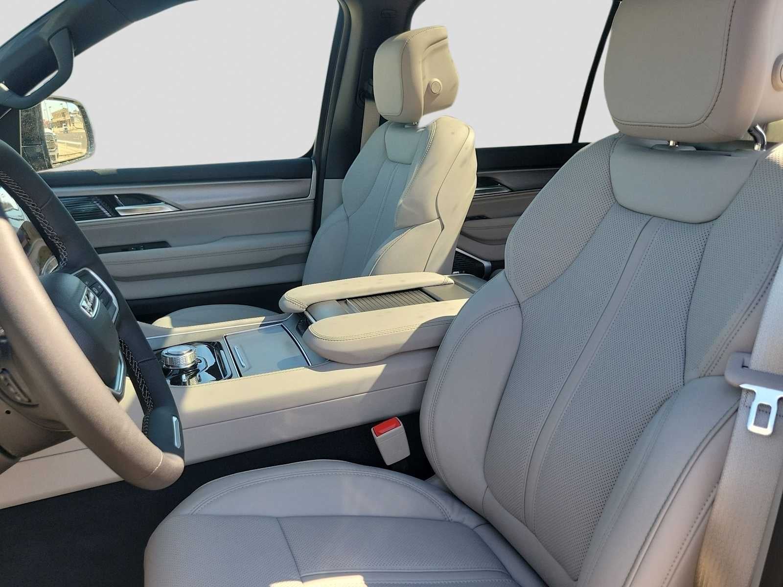 2026 Jeep Grand Wagoneer GRAND WAGONEER 4X4