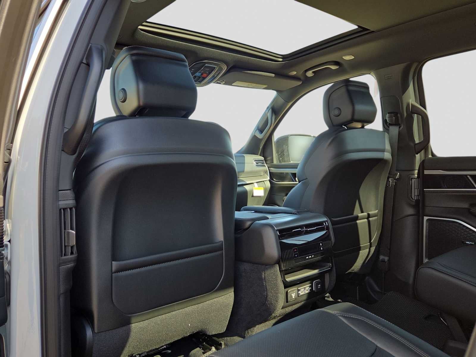 2026 Jeep Grand Wagoneer Upland