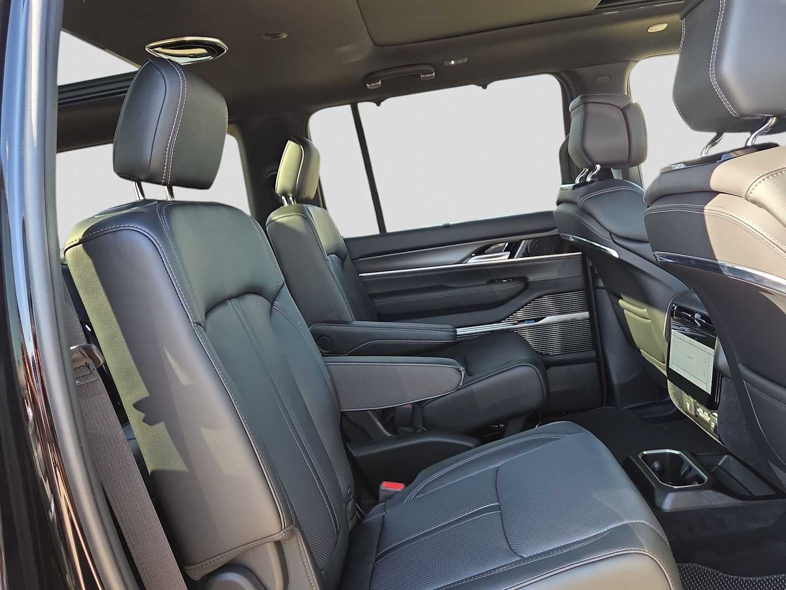 2026 Jeep Grand Wagoneer Summit Obsidian