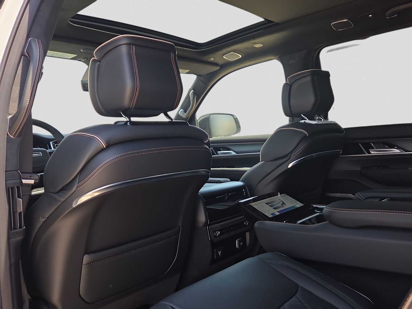 2026 Jeep Grand Wagoneer Summit Reserve