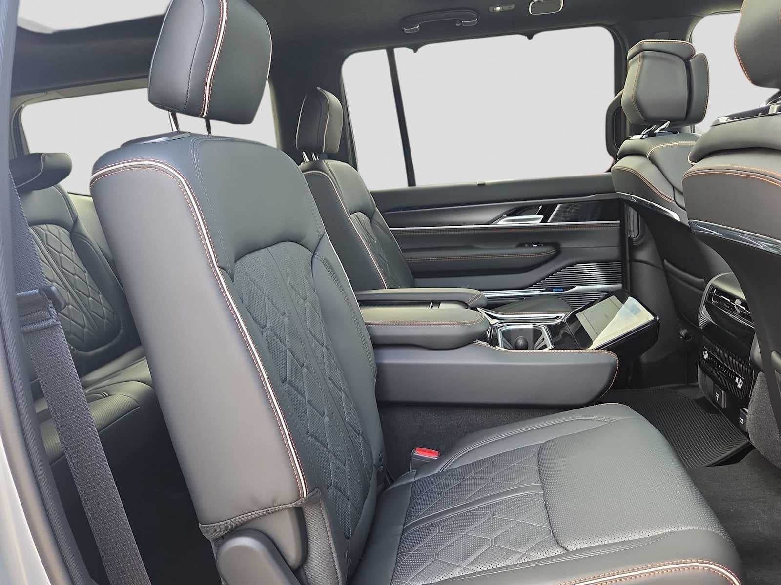 2026 Jeep Grand Wagoneer Summit Reserve