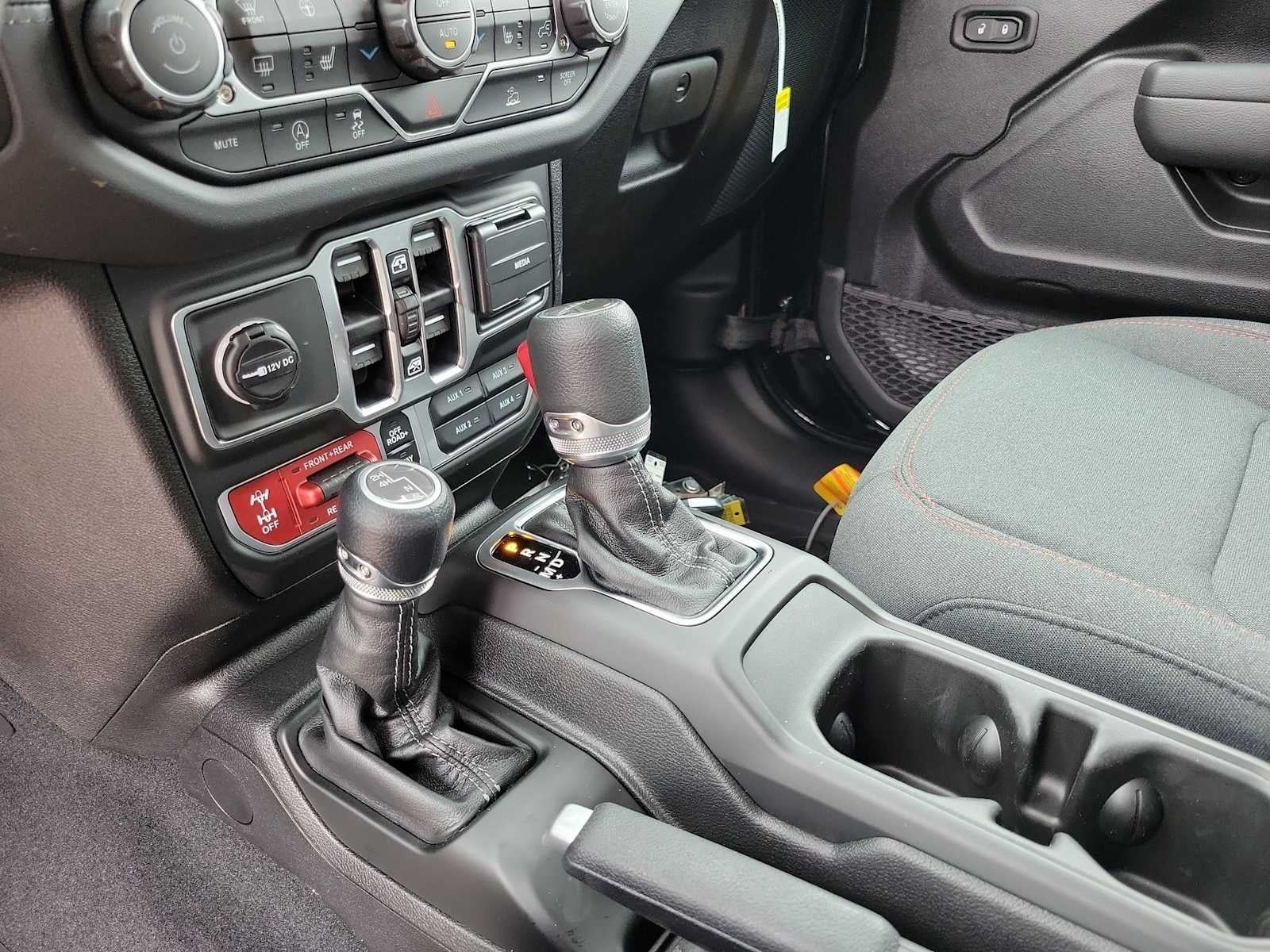 2026 Jeep Gladiator GLADIATOR RUBICON 4X4