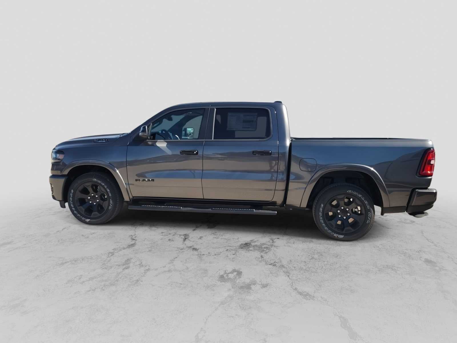 2026 RAM Ram 1500 RAM 1500 LONE STAR CREW CAB 4X2 5'7' BOX