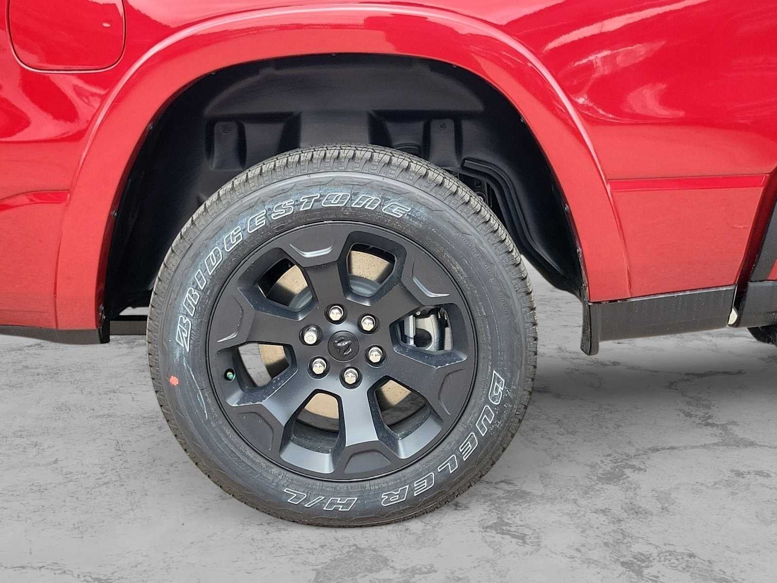 2026 RAM 1500 RAM 1500 LONE STAR CREW CAB 4X2 5'7' BOX