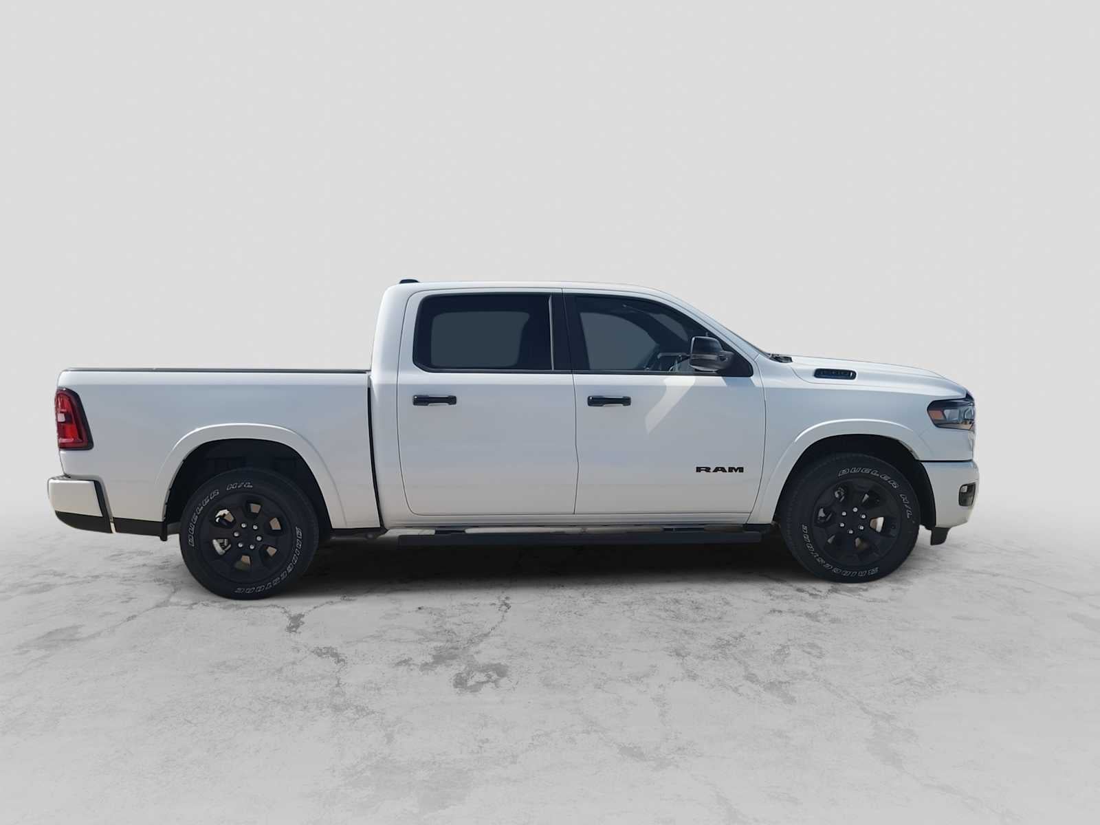 2026 RAM 1500 RAM 1500 LONE STAR CREW CAB 4X2 5'7' BOX