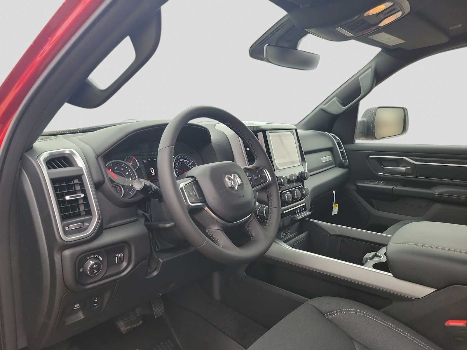 2026 RAM Ram 1500 RAM 1500 LONE STAR CREW CAB 4X2 5'7' BOX