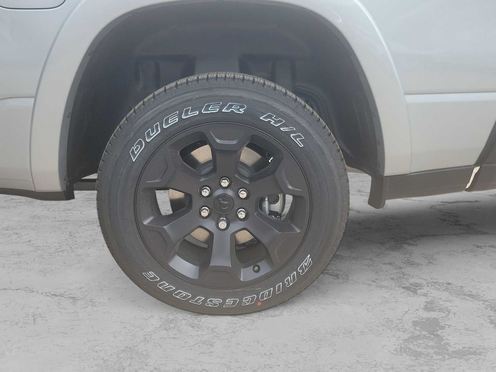 2026 RAM 1500 RAM 1500 LONE STAR CREW CAB 4X2 5'7' BOX