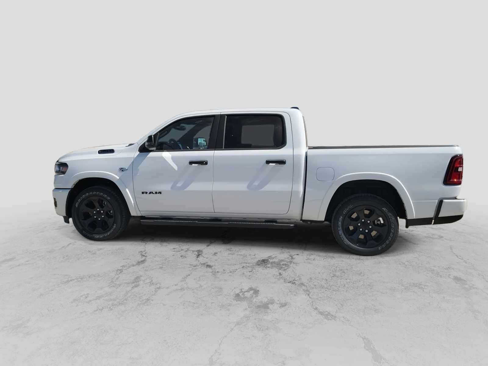 2026 RAM Ram 1500 RAM 1500 LONE STAR CREW CAB 4X2 5'7' BOX