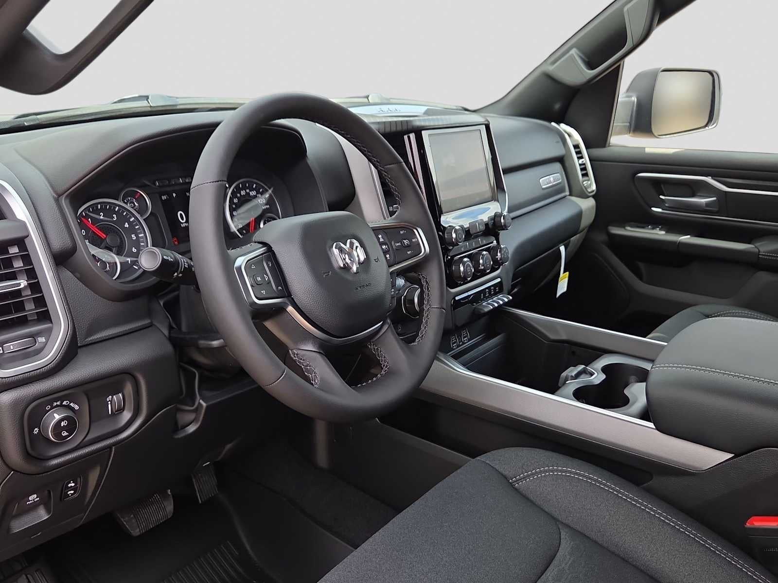 2026 RAM 1500 RAM 1500 LONE STAR CREW CAB 4X2 5'7' BOX