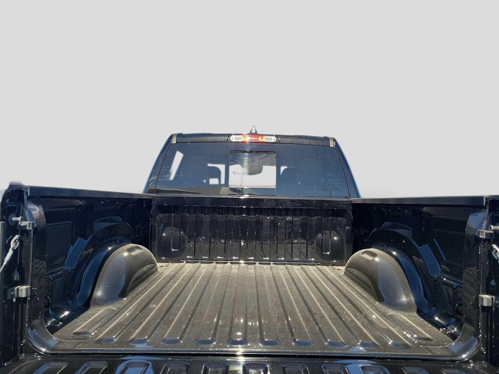 2026 RAM 1500 RAM 1500 EXPRESS CREW CAB 4X2 5'7' BOX