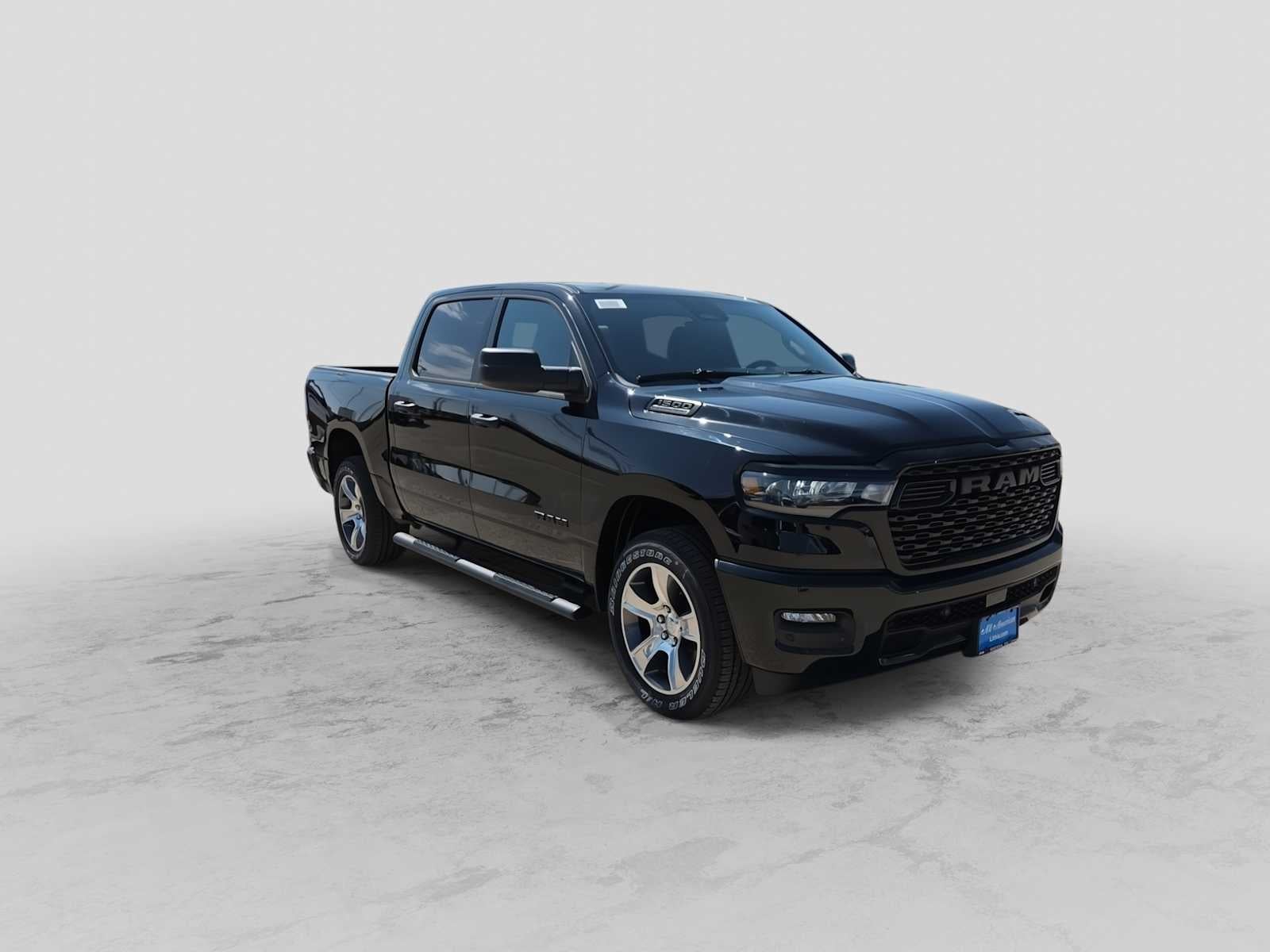 2026 RAM 1500 RAM 1500 EXPRESS CREW CAB 4X2 5'7' BOX