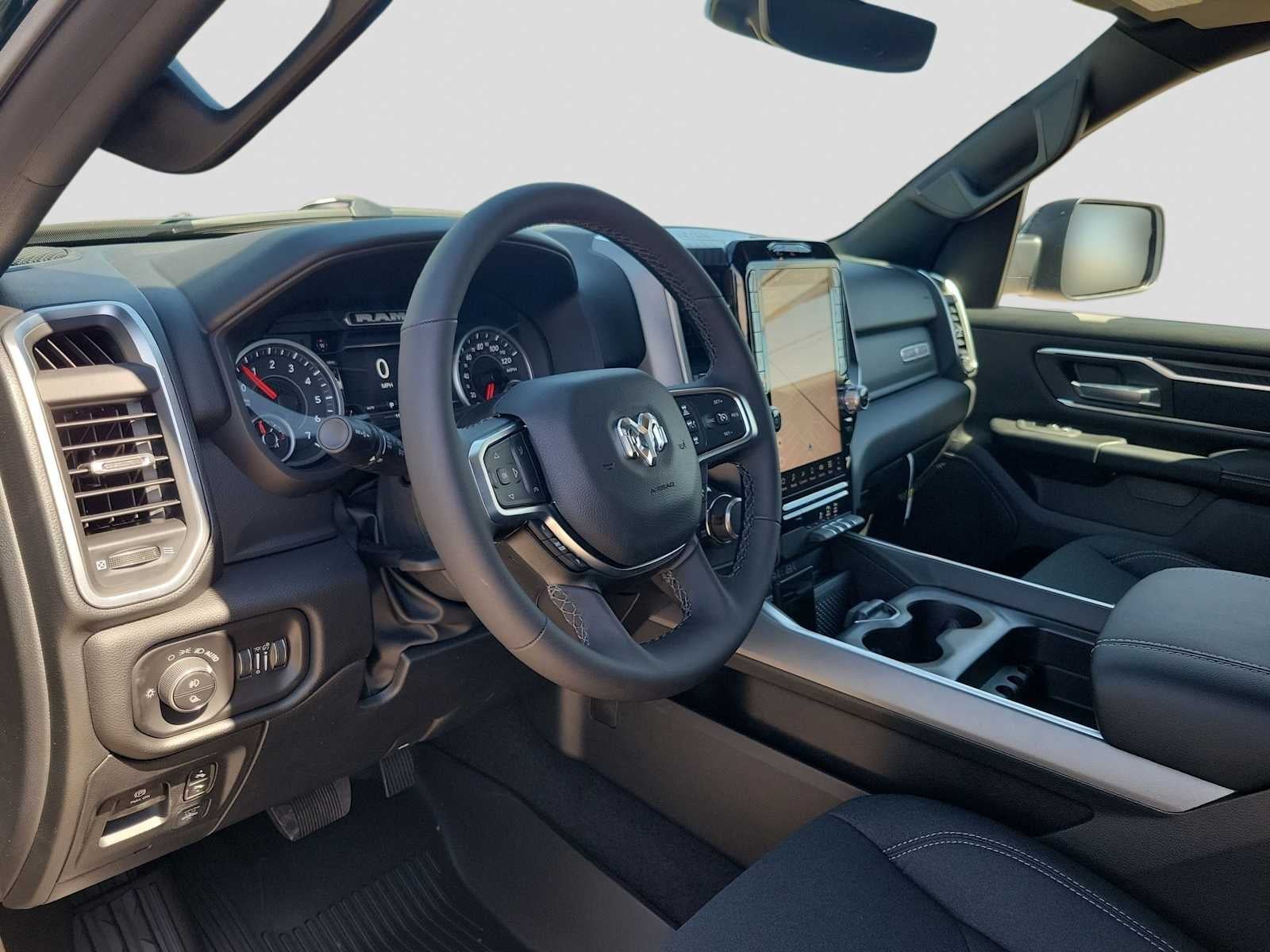 2026 RAM 1500 RAM 1500 LONE STAR CREW CAB 4X4 5'7' BOX
