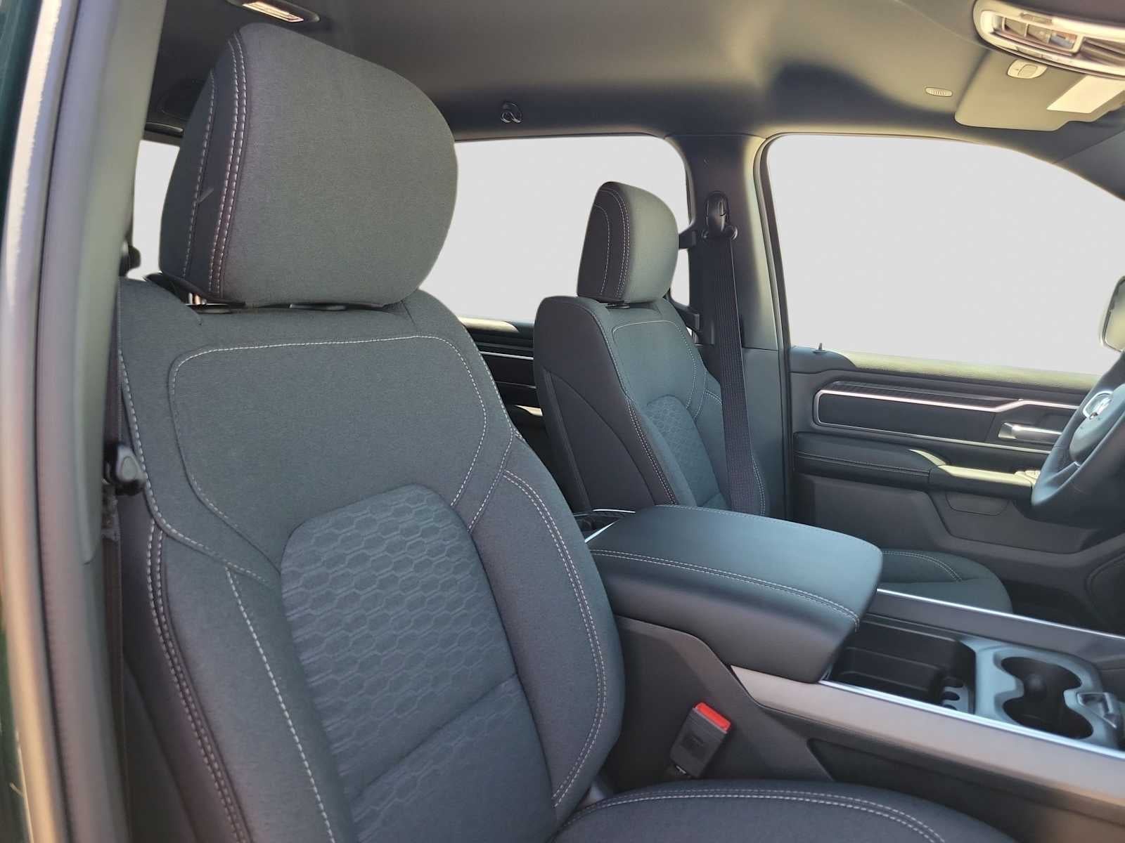 2026 RAM 1500 RAM 1500 LONE STAR CREW CAB 4X4 5'7' BOX