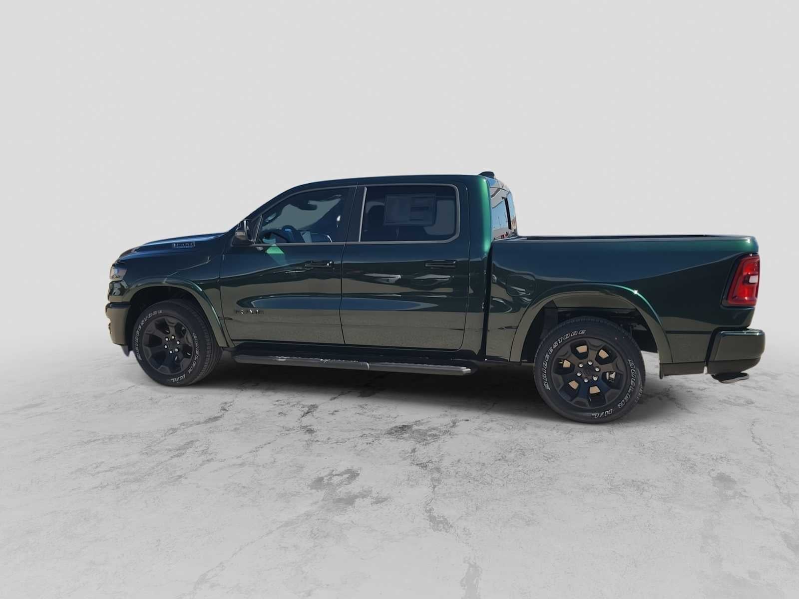 2026 RAM 1500 RAM 1500 LONE STAR CREW CAB 4X4 5'7' BOX