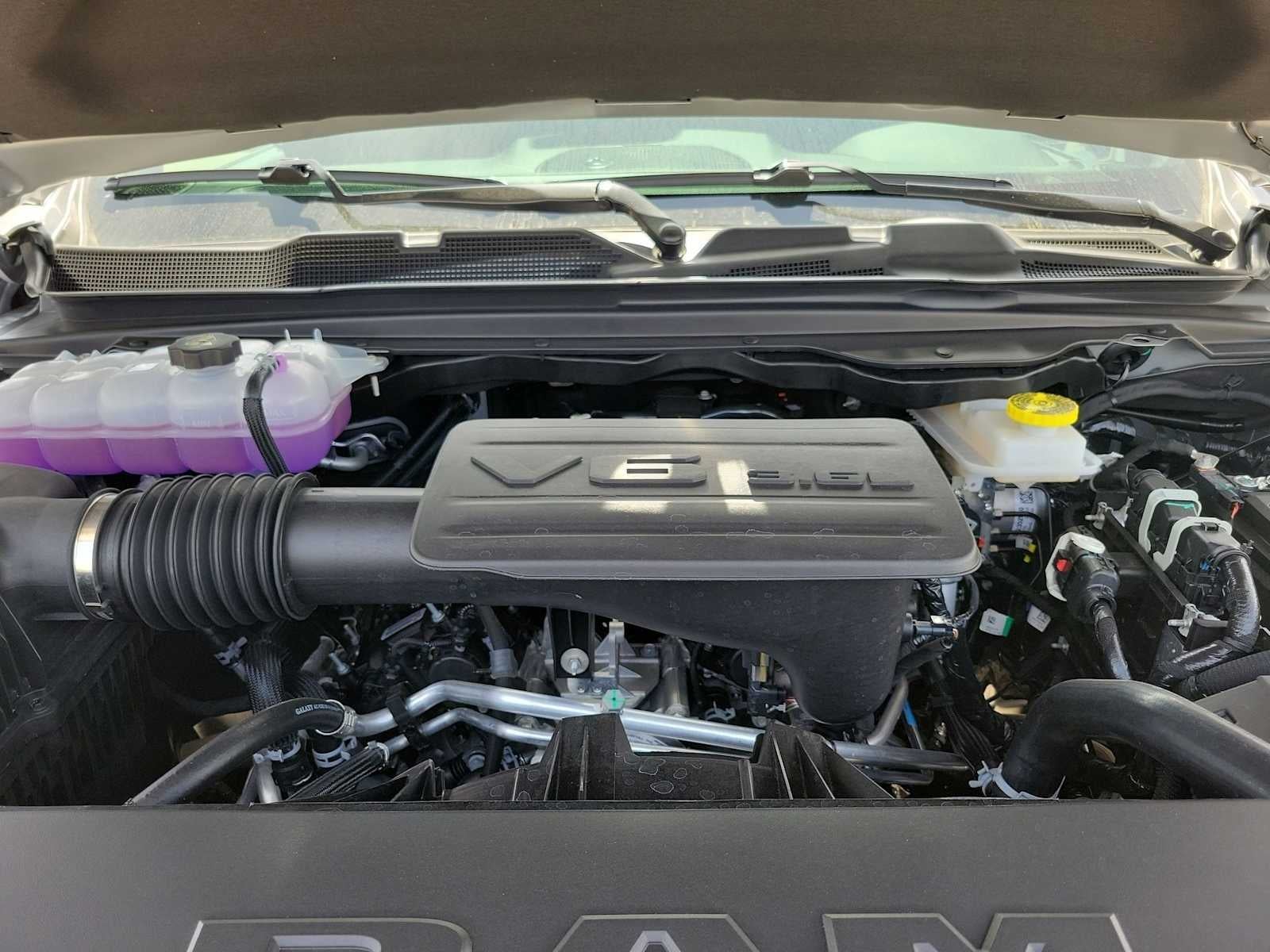 2026 RAM 1500 RAM 1500 LONE STAR CREW CAB 4X4 5'7' BOX