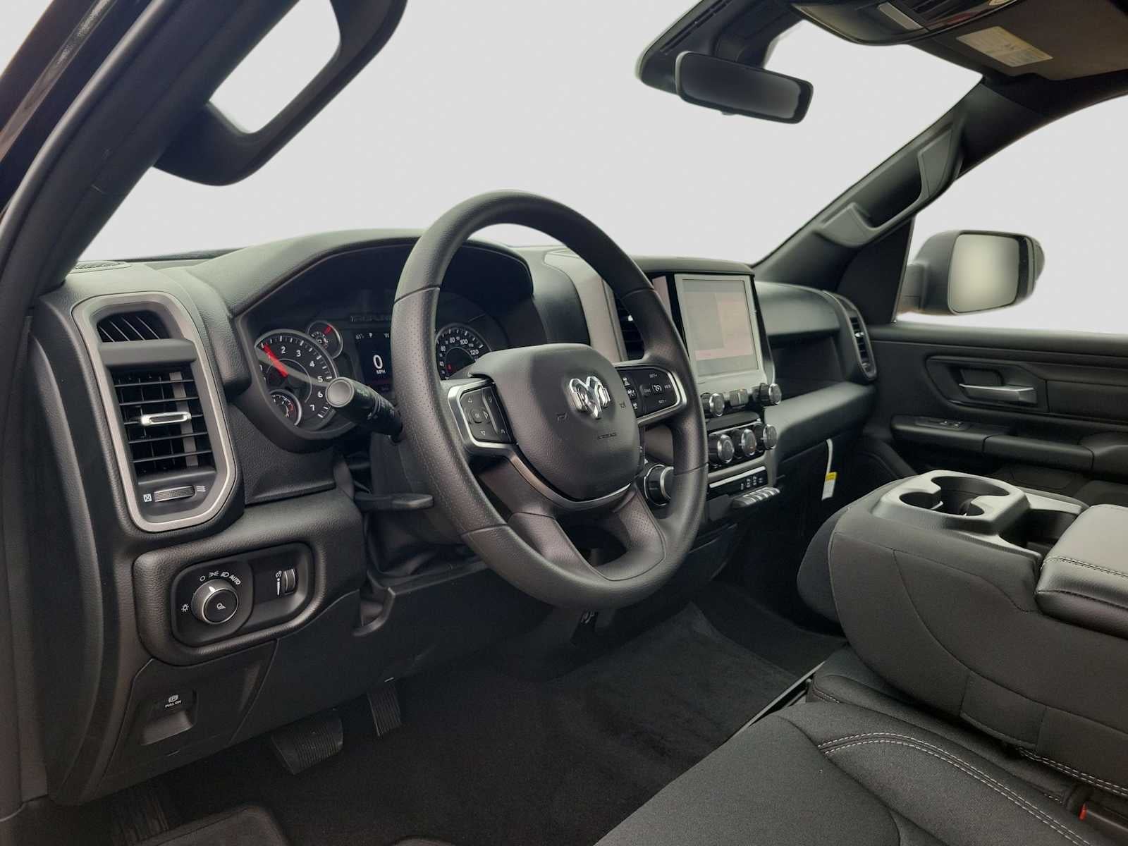 2026 RAM Ram 1500 RAM 1500 TRADESMAN QUAD CAB 4X2 6'4' BOX