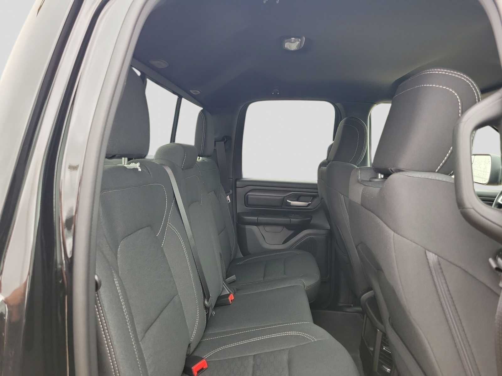 2026 RAM Ram 1500 RAM 1500 TRADESMAN QUAD CAB 4X2 6'4' BOX