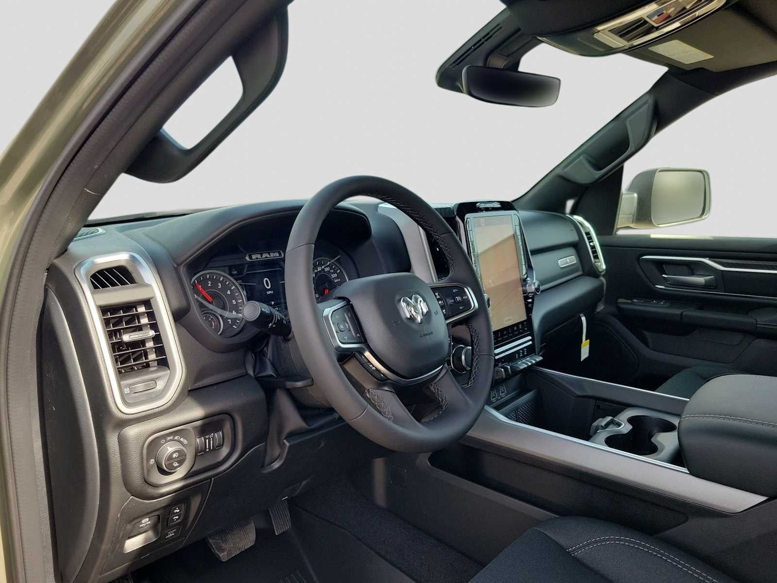 2026 RAM 1500 RAM 1500 LONE STAR CREW CAB 4X4 5'7' BOX