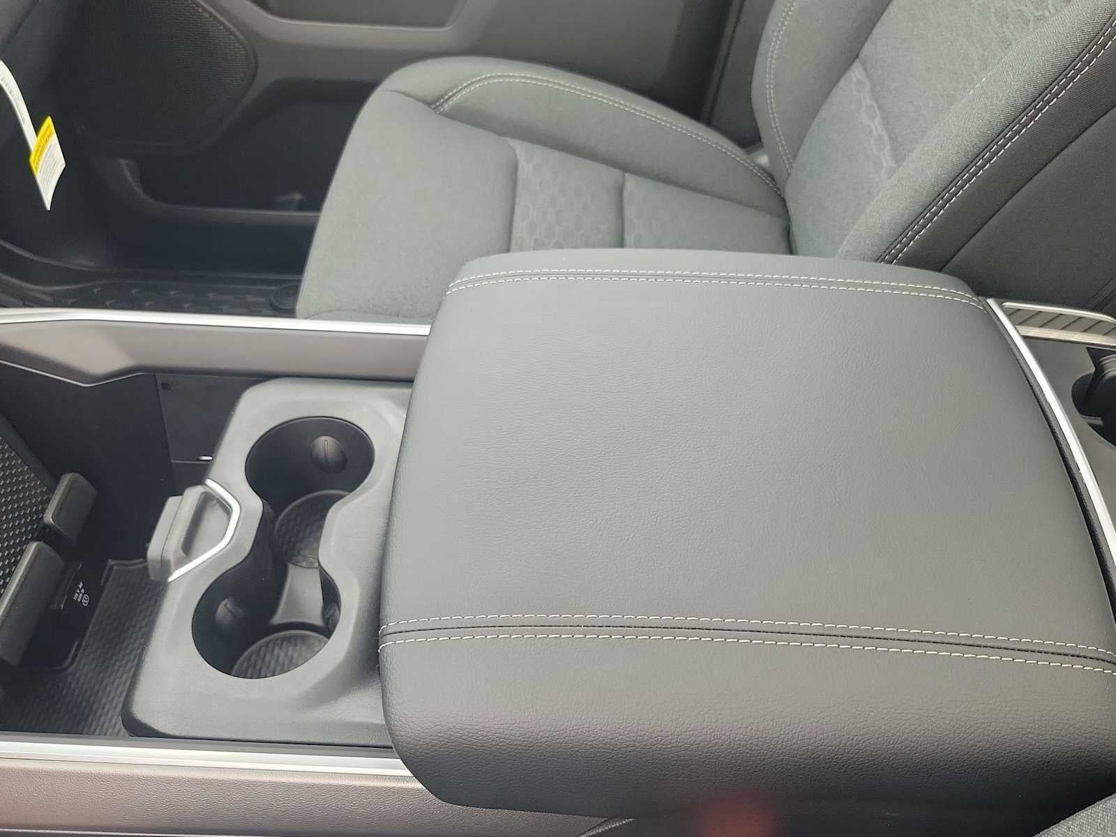 2026 RAM 1500 RAM 1500 LONE STAR CREW CAB 4X4 5'7' BOX