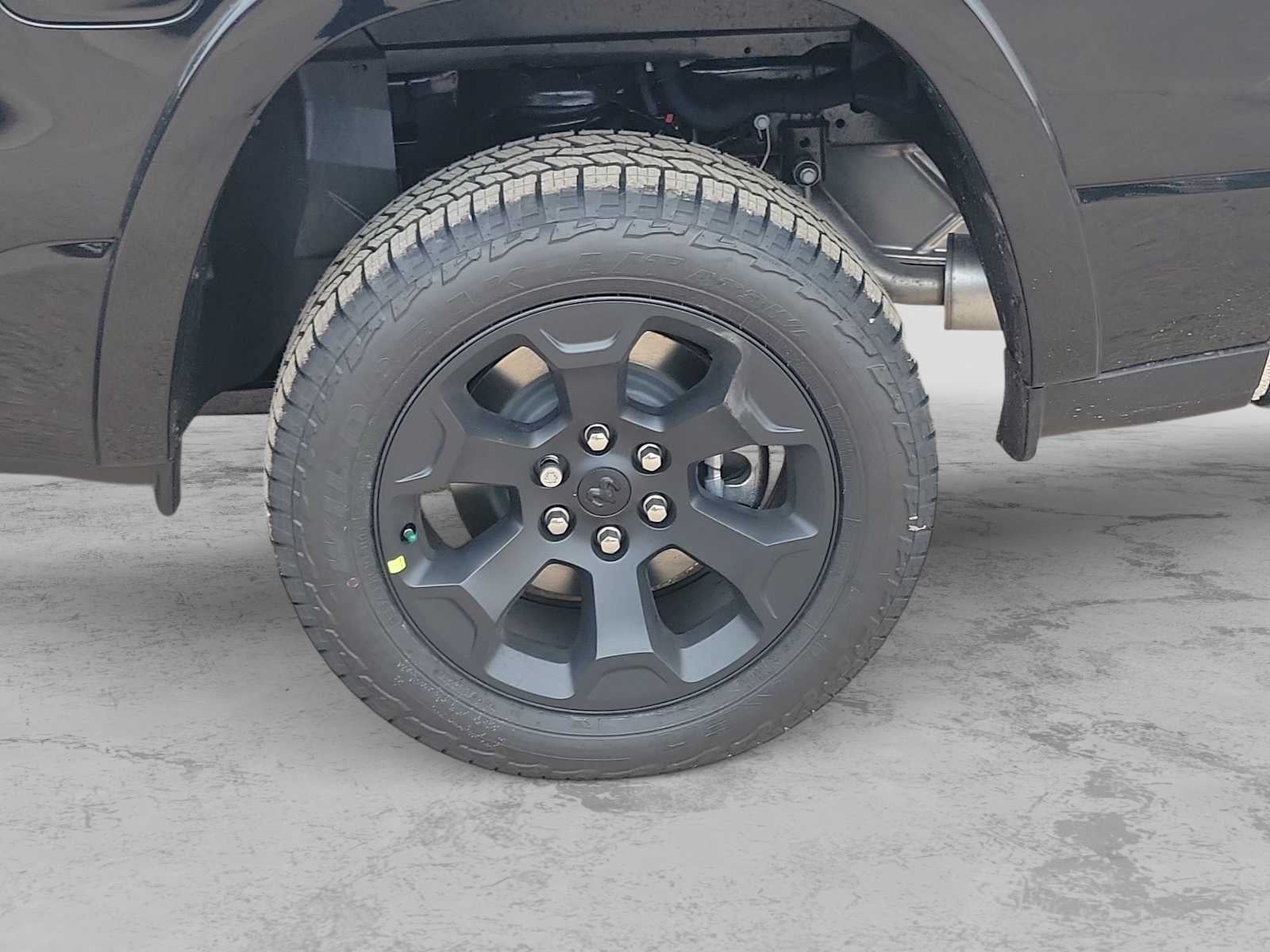 2026 RAM 1500 RAM 1500 LONE STAR CREW CAB 4X4 5'7' BOX